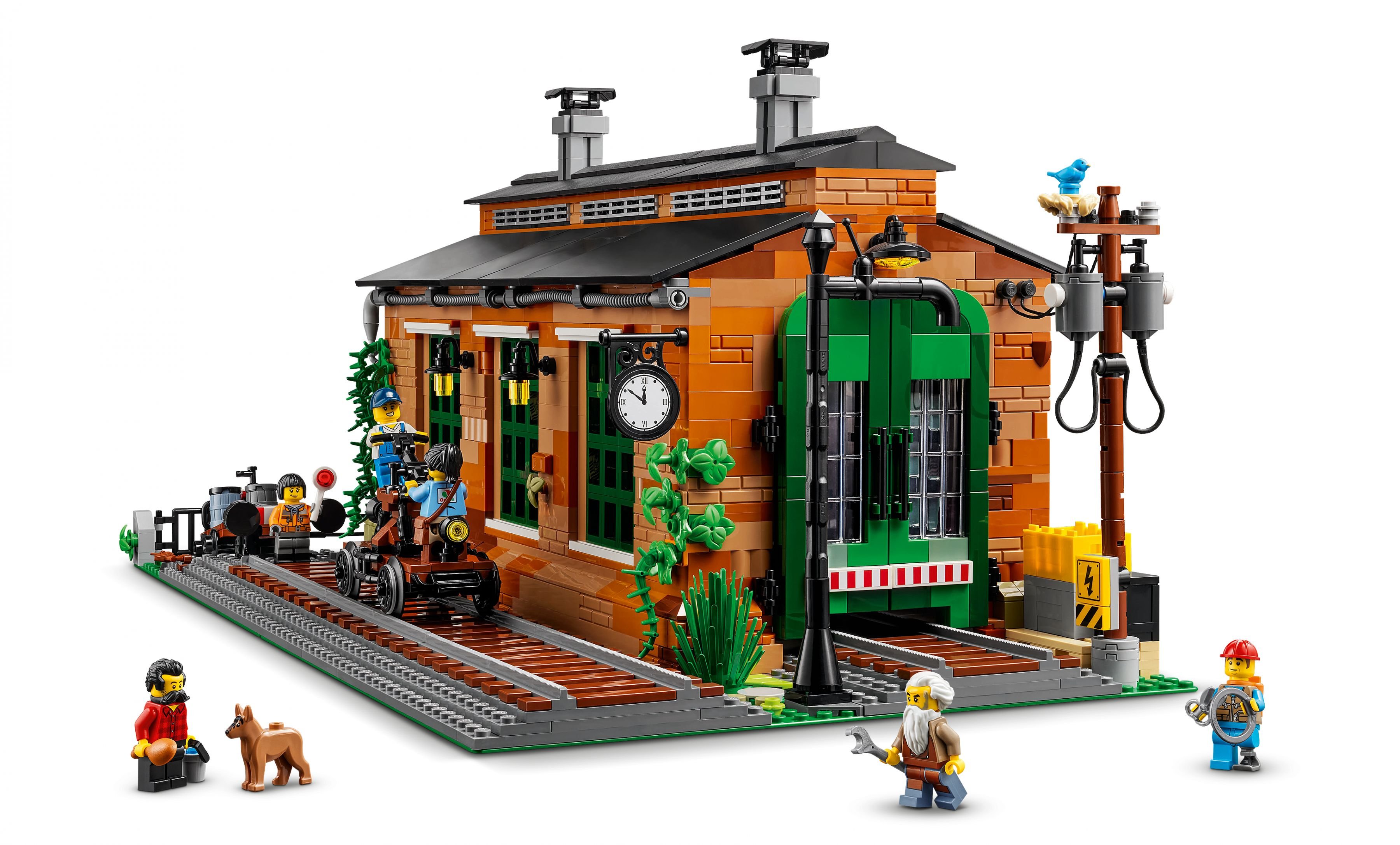 LEGO Bricklink 910033 Alter Lokschuppen